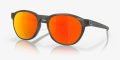 Okulary Oakley Reedmace MtGrySmk wPrizm Ruby1.png